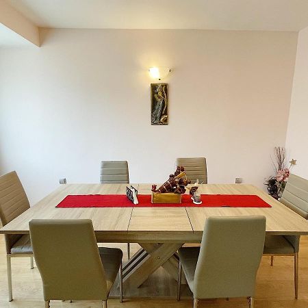Spacious And Bright Maisonette Varna Center Exterior foto