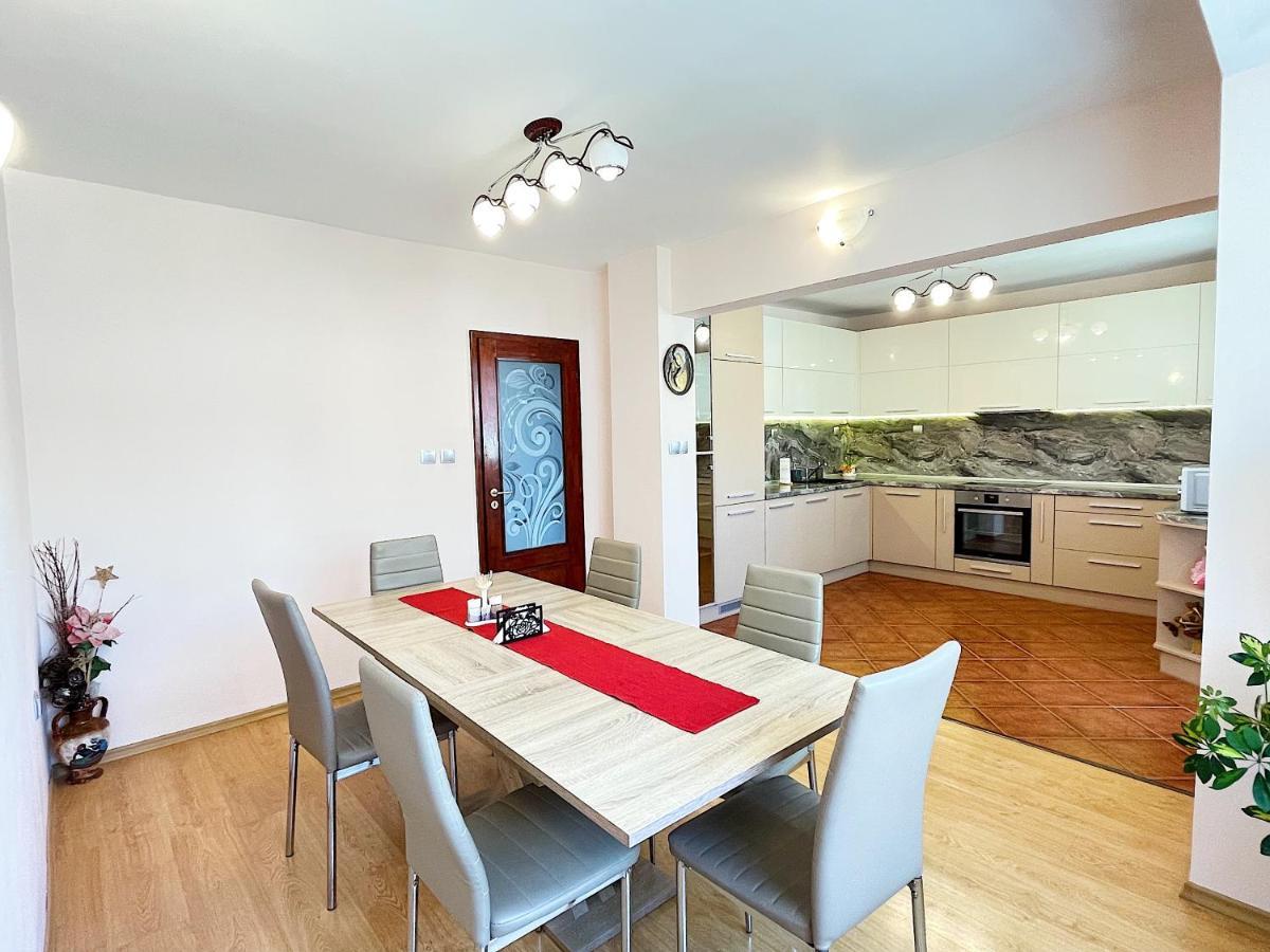 Spacious And Bright Maisonette Varna Center Exterior foto