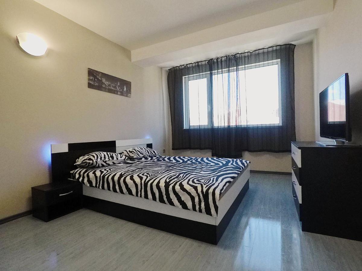 Spacious And Bright Maisonette Varna Center Exterior foto